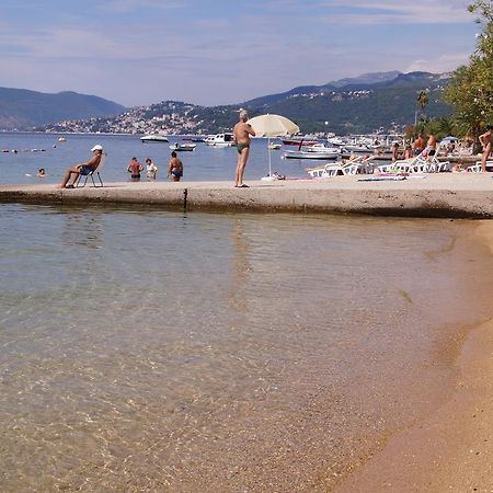Apartment Begonia Of Kumbor Herceg Novi Dış mekan fotoğraf