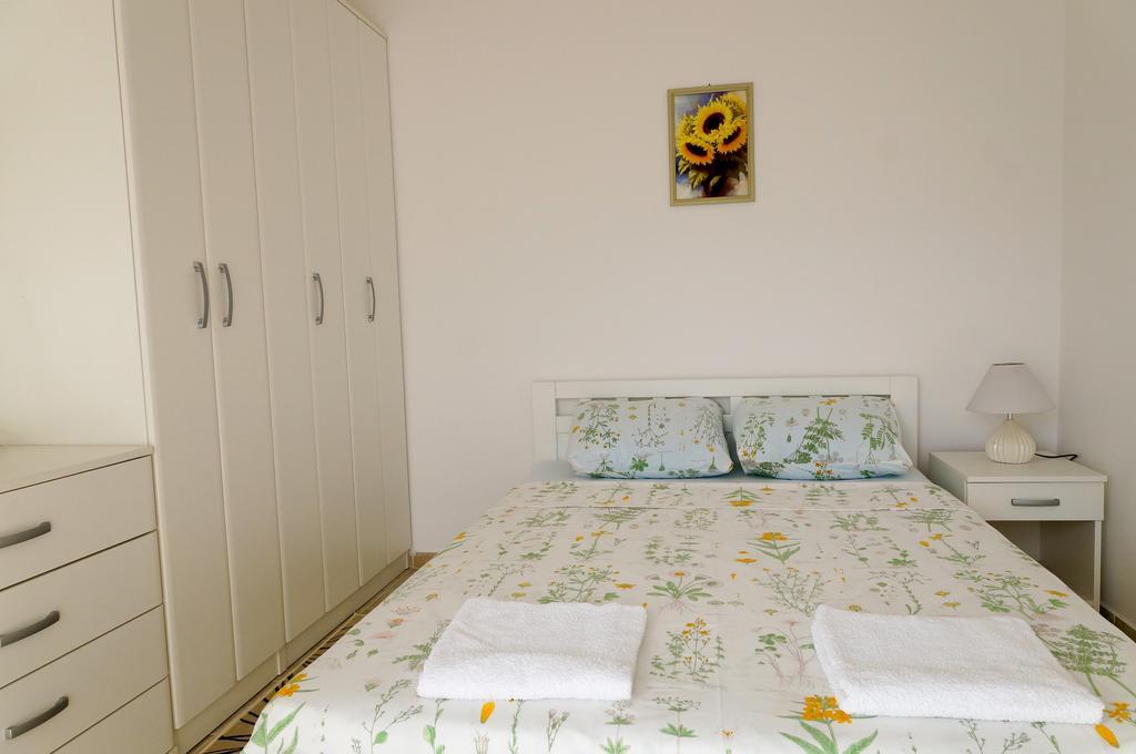 Apartment Begonia Of Kumbor Herceg Novi Dış mekan fotoğraf